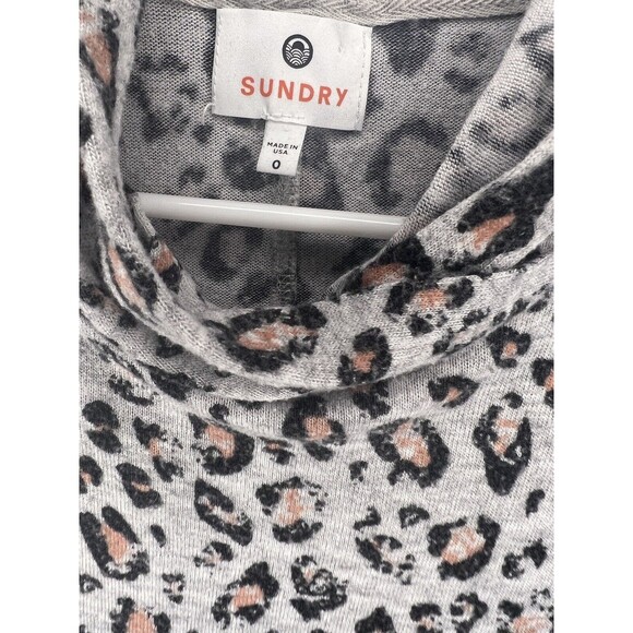 Sundry Leopard Animal Print Knit Hoodie Sweatshirt Size 0 XS Made In USA Viscose - Picture 3 of 6